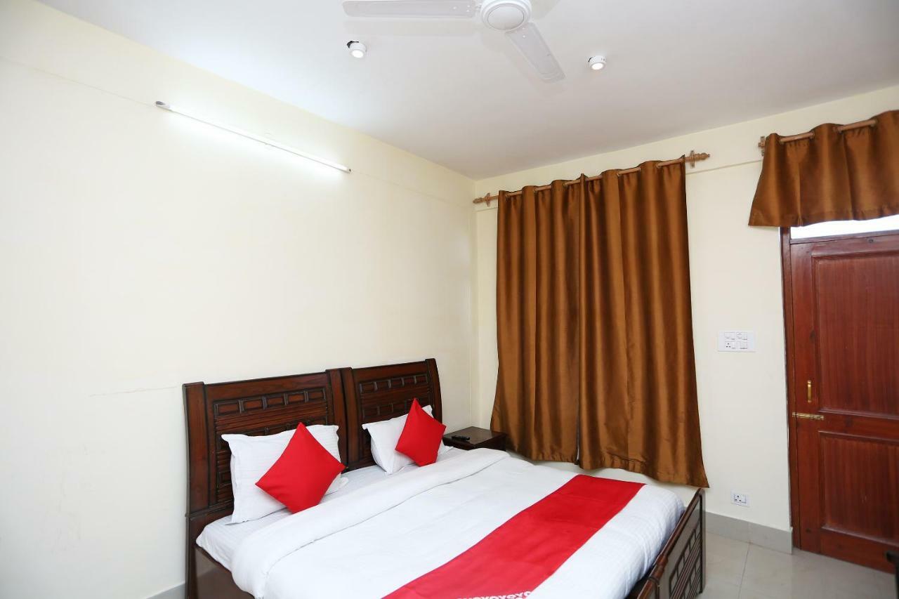 Oyo 35461 Deodar Villa Dharamshala Luaran gambar